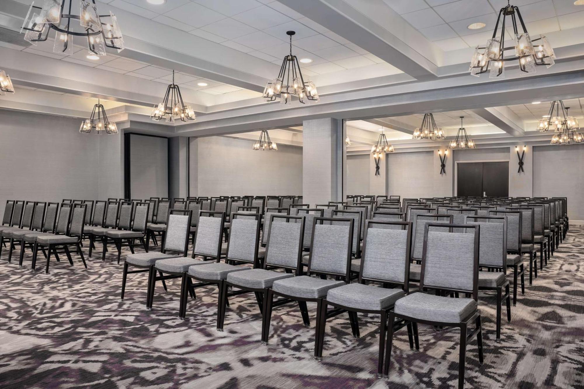 Embassy Suites By Hilton Crystal City National Airport Arlington Zewnętrze zdjęcie