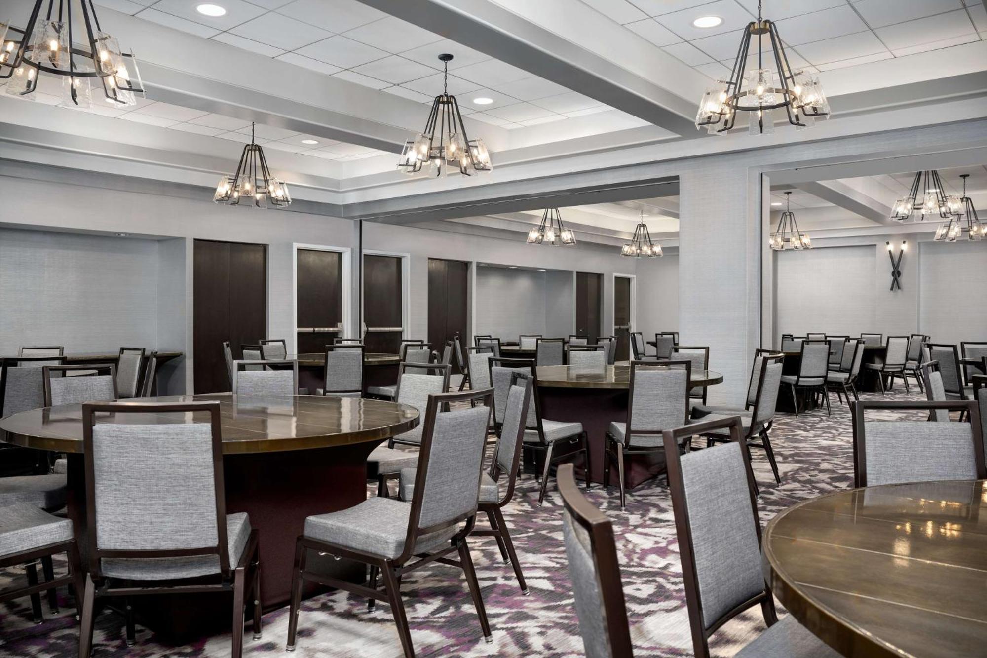 Embassy Suites By Hilton Crystal City National Airport Arlington Zewnętrze zdjęcie