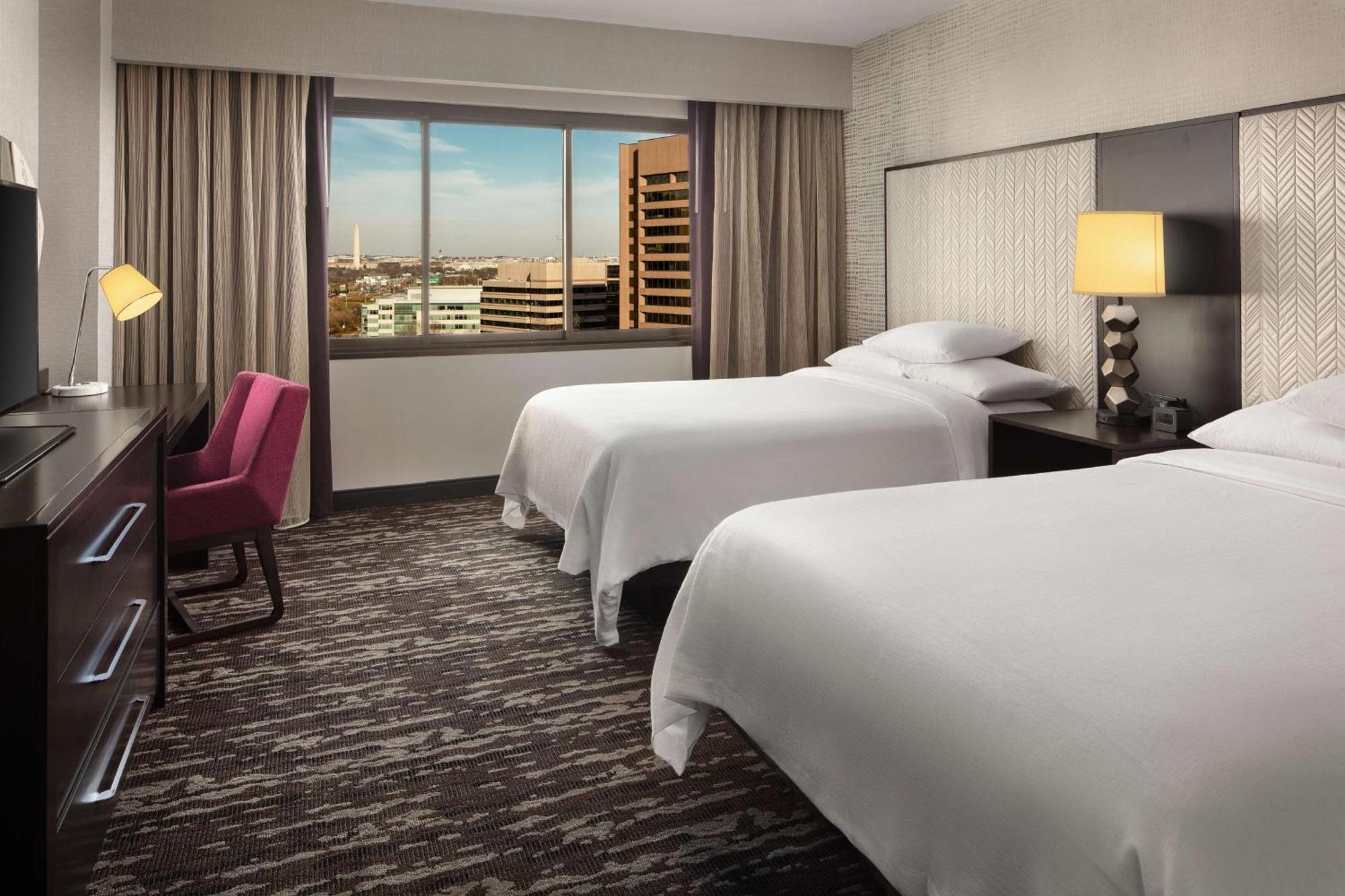 Embassy Suites By Hilton Crystal City National Airport Arlington Zewnętrze zdjęcie