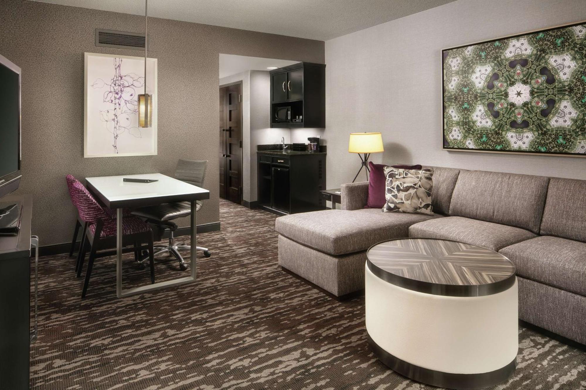 Embassy Suites By Hilton Crystal City National Airport Arlington Zewnętrze zdjęcie