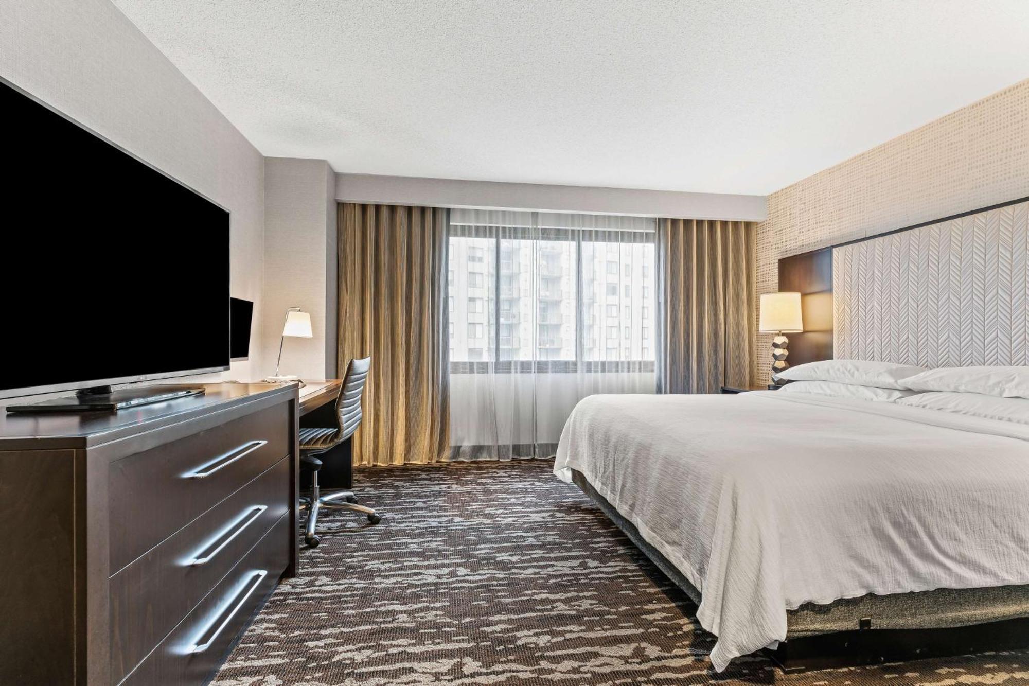 Embassy Suites By Hilton Crystal City National Airport Arlington Zewnętrze zdjęcie